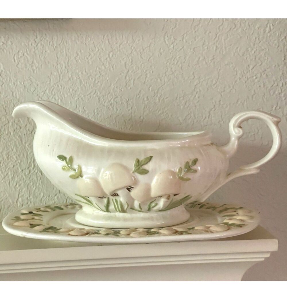 Vintage Mushroom Gravy Boat Bowl Plate Set 50s 60s 1970s Kitchen Kitsch Kitschy